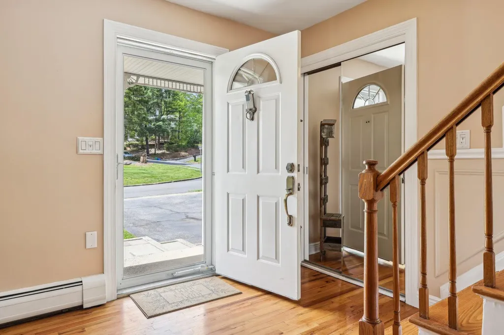 11 Howard Avenue Tappan NY 10983