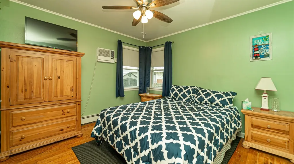 218 12th Avenue West Babylon NY 11704