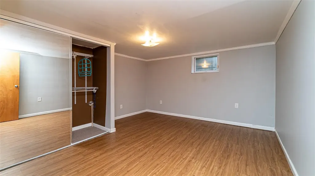 218 12th Avenue West Babylon NY 11704