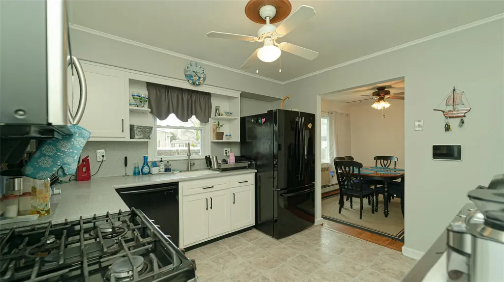 218 12th Avenue West Babylon NY 11704