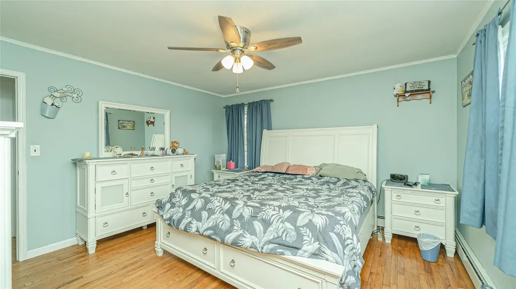 218 12th Avenue West Babylon NY 11704