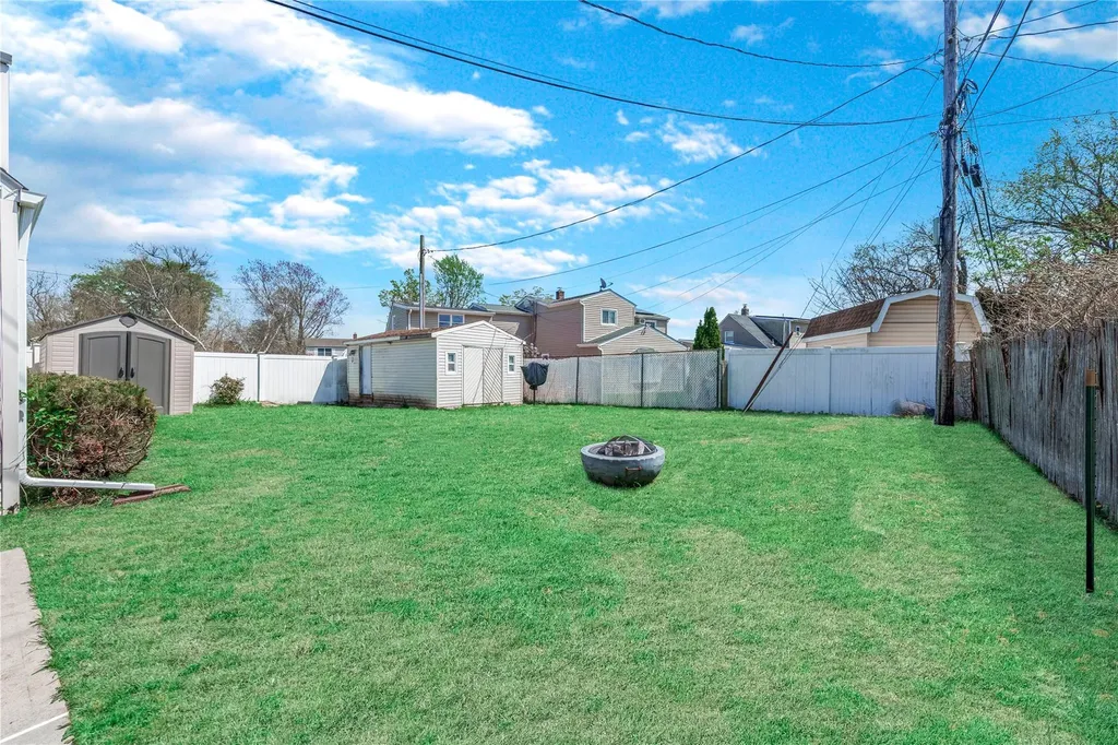 30 Harrow Lane Levittown NY 11756
