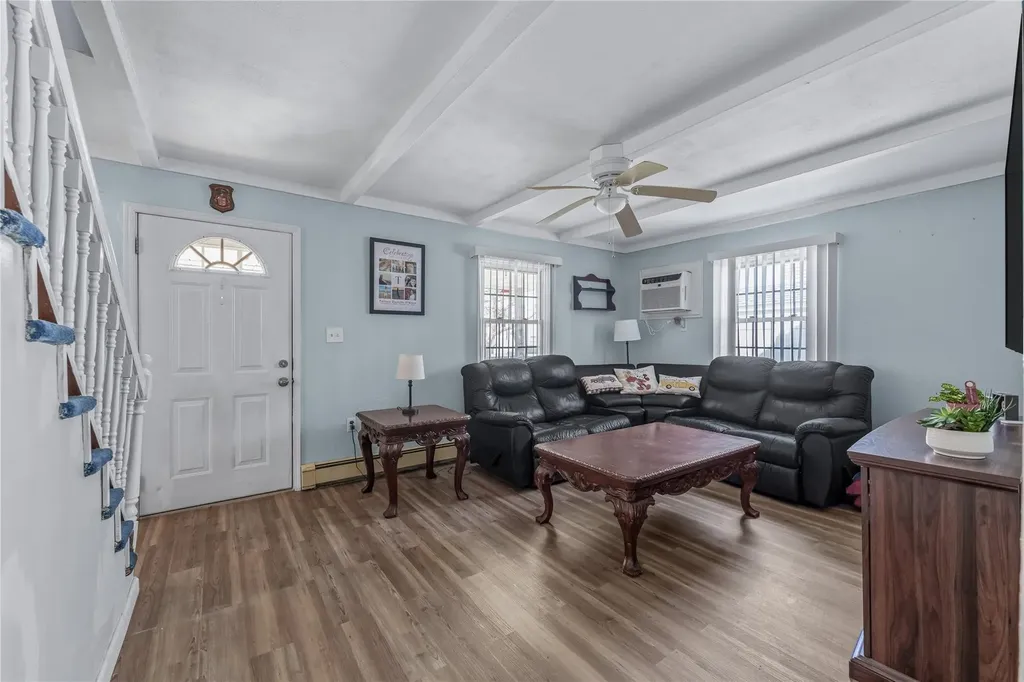 30 Harrow Lane Levittown NY 11756