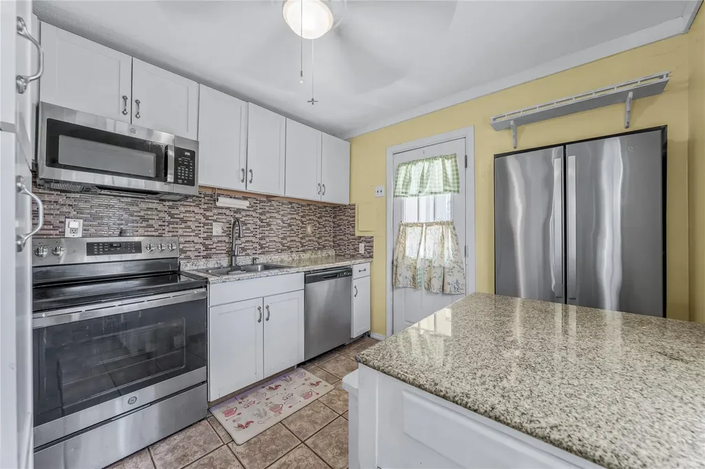 30 Harrow Lane Levittown NY 11756