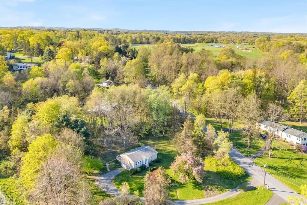 15 Spencer Drive Red Hook NY 12571