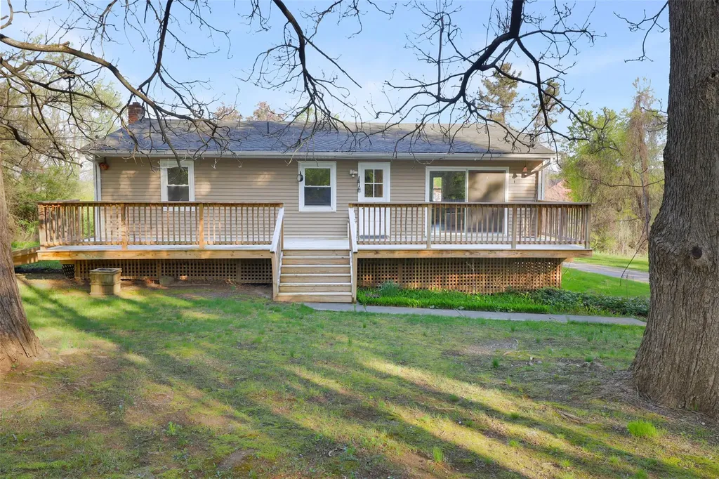 15 Spencer Drive Red Hook NY 12571