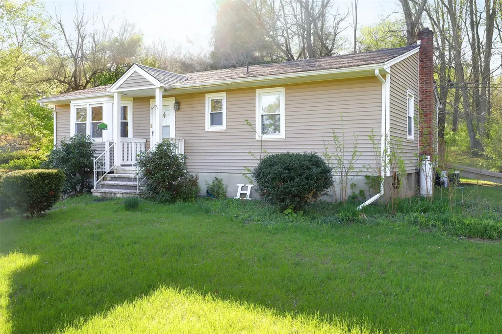 15 Spencer Drive Red Hook NY 12571