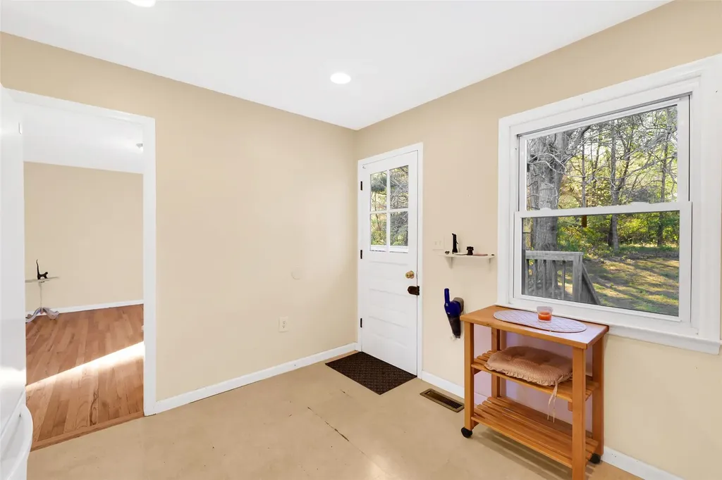 15 Spencer Drive Red Hook NY 12571