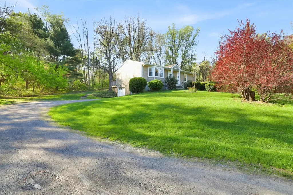 15 Spencer Drive Red Hook NY 12571