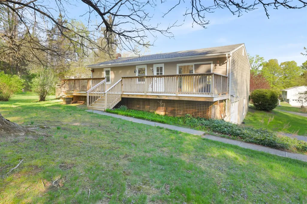 15 Spencer Drive Red Hook NY 12571