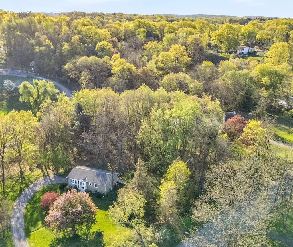 15 Spencer Drive Red Hook NY 12571