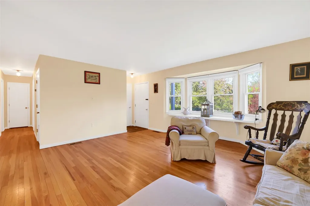 15 Spencer Drive Red Hook NY 12571