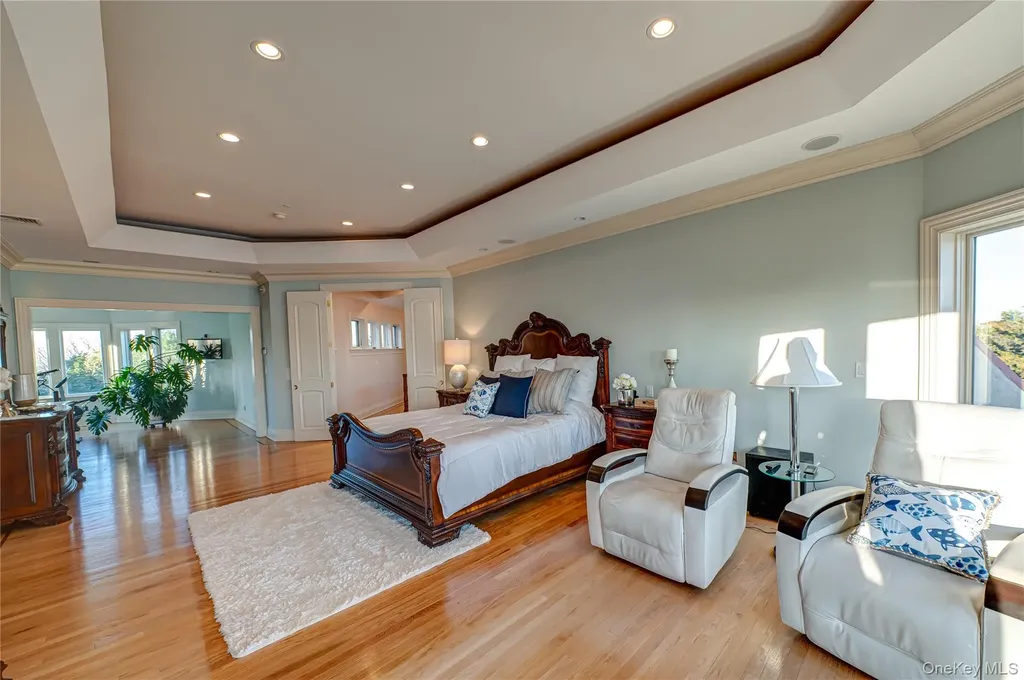 265 Asharoken Avenue Northport NY 11768