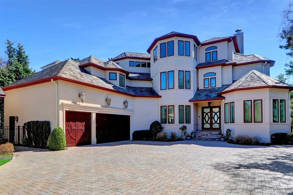 265 Asharoken Avenue Northport NY 11768