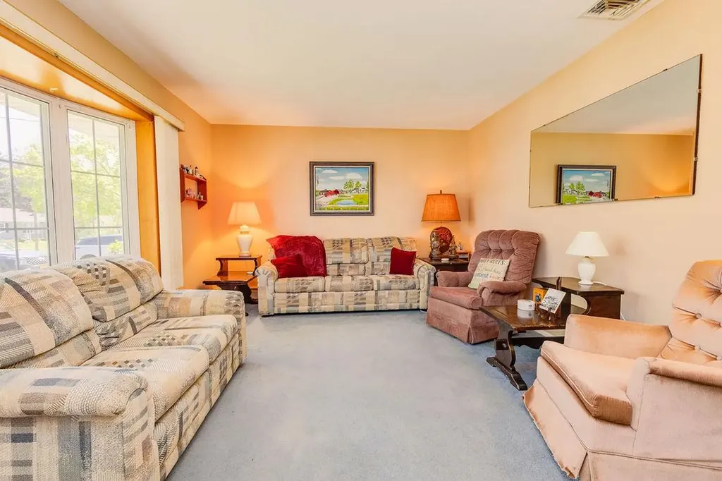 14 Wilstan Avenue Patchogue NY 11772