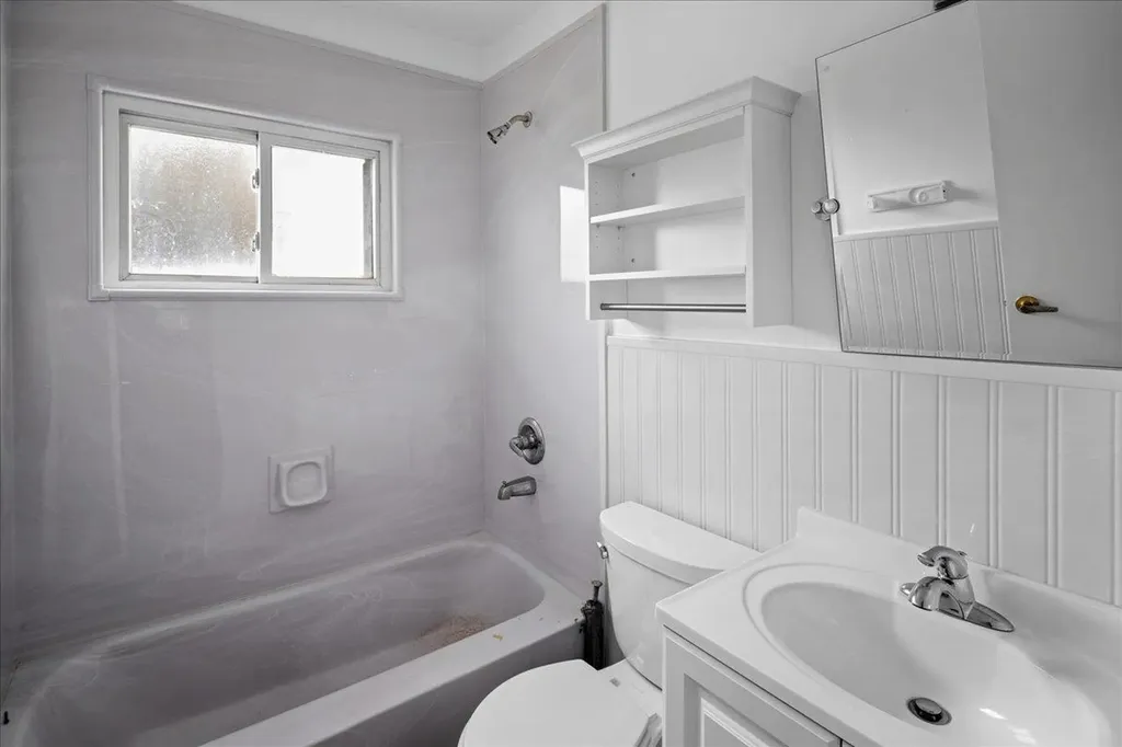 2533 Francis Lewis Boulevard Whitestone NY 11358