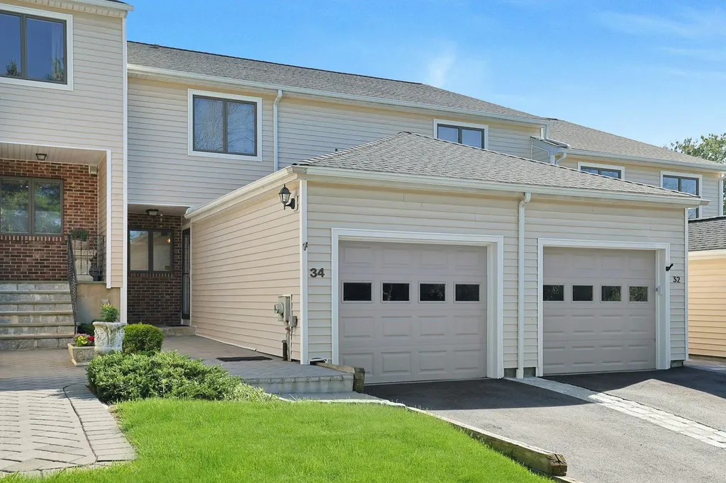 34 Pleasant Ridge Road Valhalla NY 10595