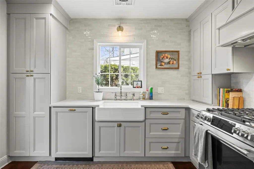 601 Cornwell Avenue Malverne NY 11565