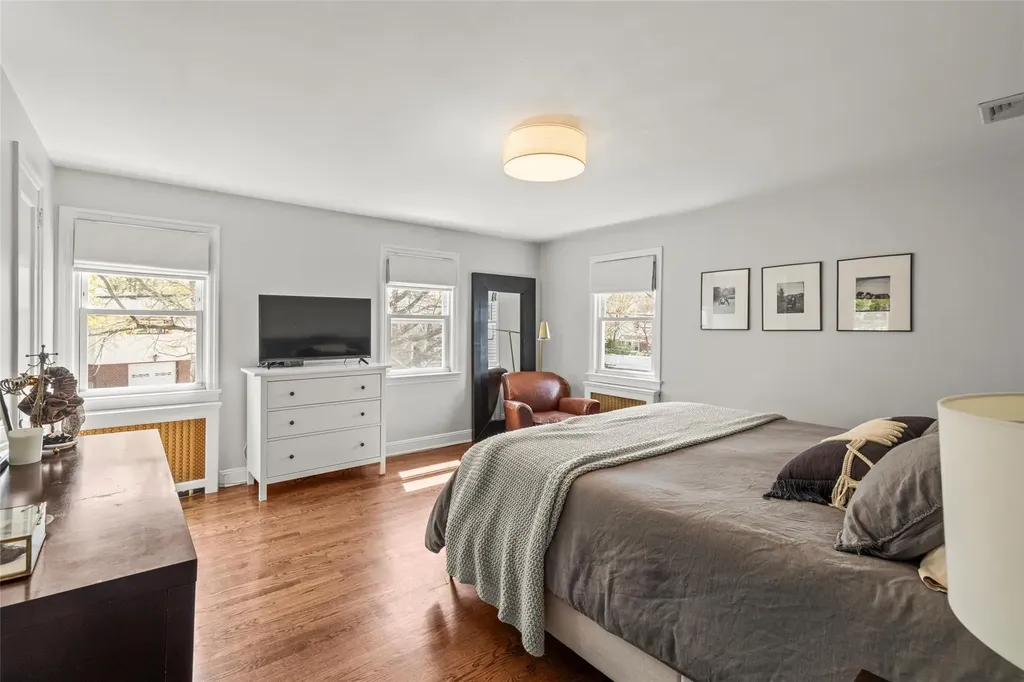 601 Cornwell Avenue Malverne NY 11565