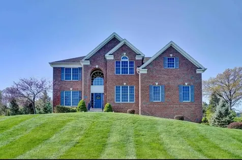 71 Thistle Lane Hopewell Junction NY 12533