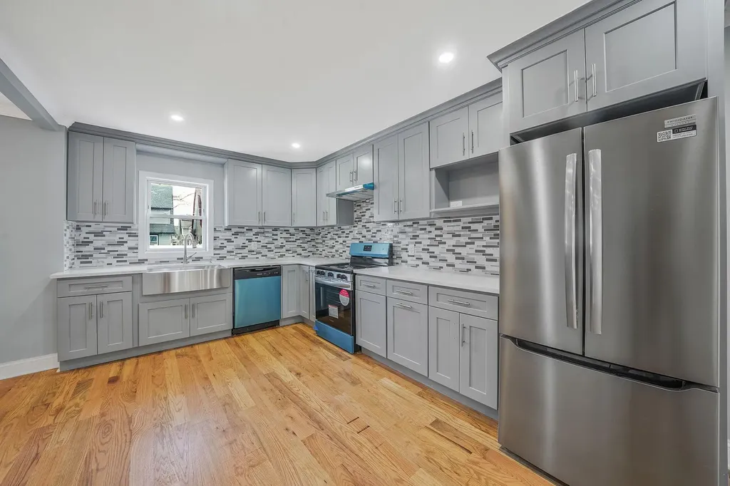 19406 114th Drive Saint Albans NY 11412