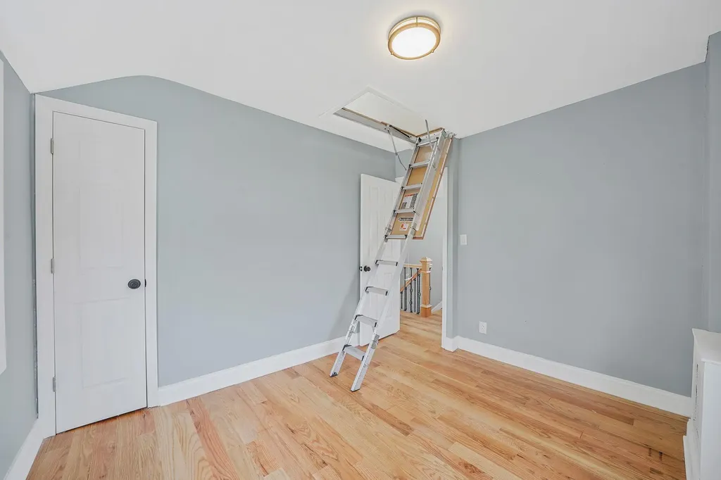 19406 114th Drive Saint Albans NY 11412