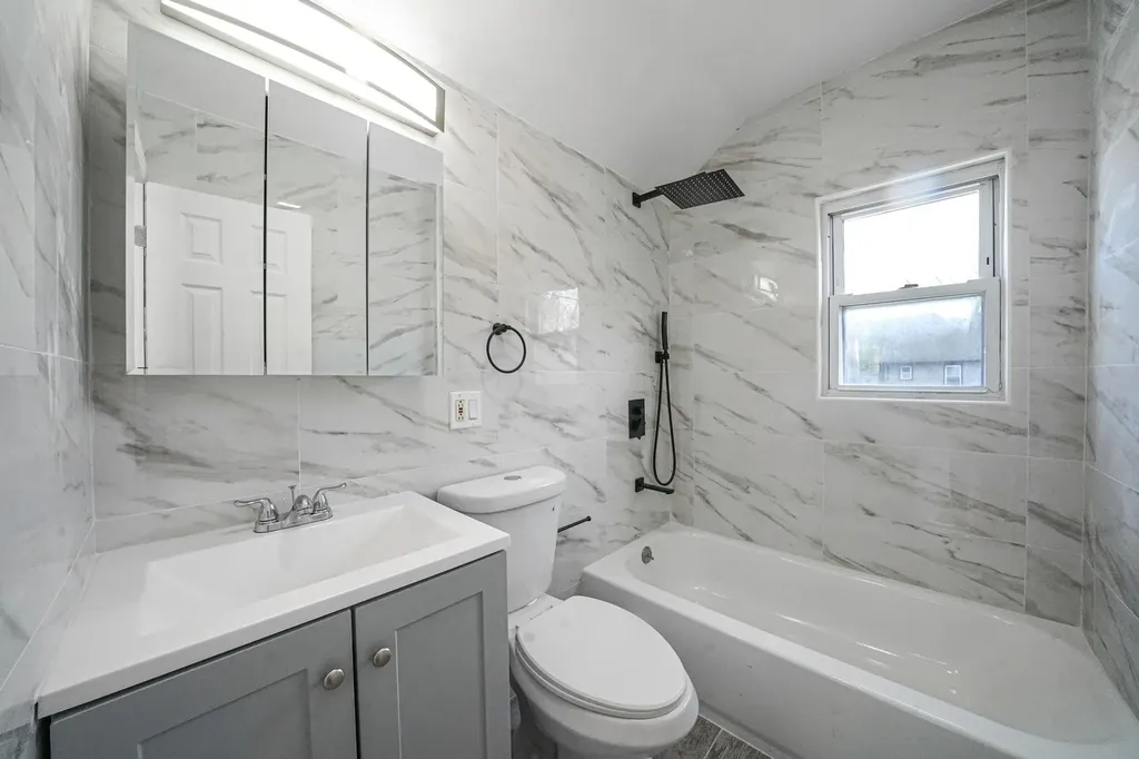 19406 114th Drive Saint Albans NY 11412
