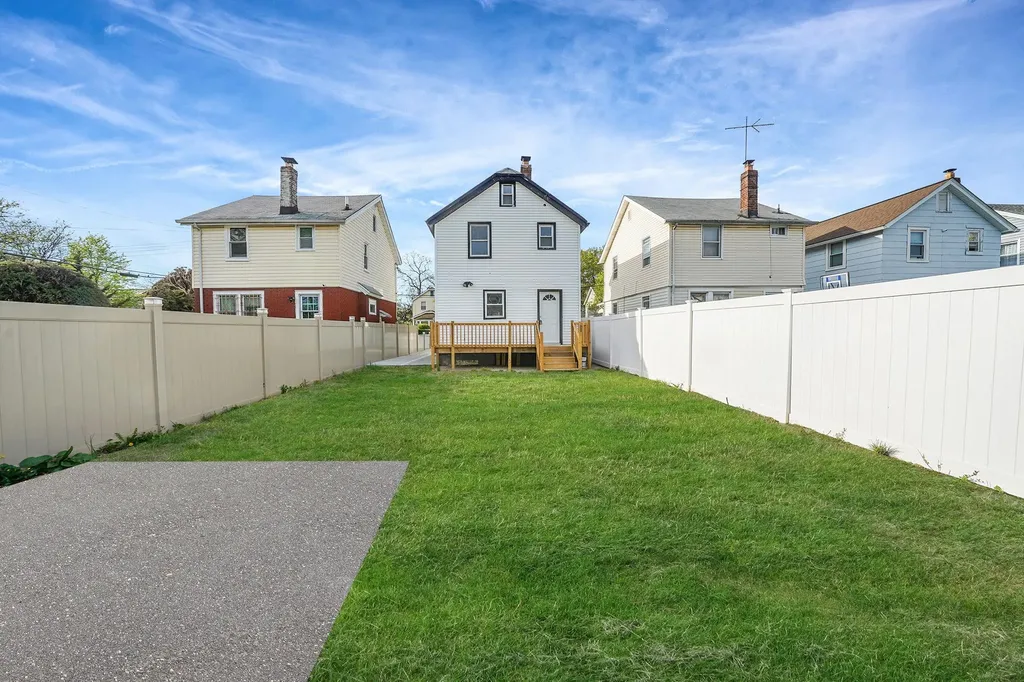 19406 114th Drive Saint Albans NY 11412