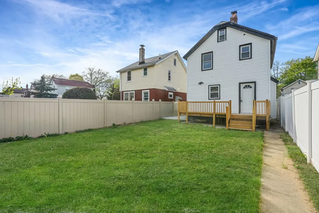 19406 114th Drive Saint Albans NY 11412