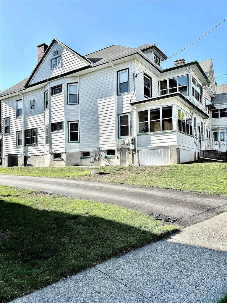 102 South Avenue Poughkeepsie NY 12601