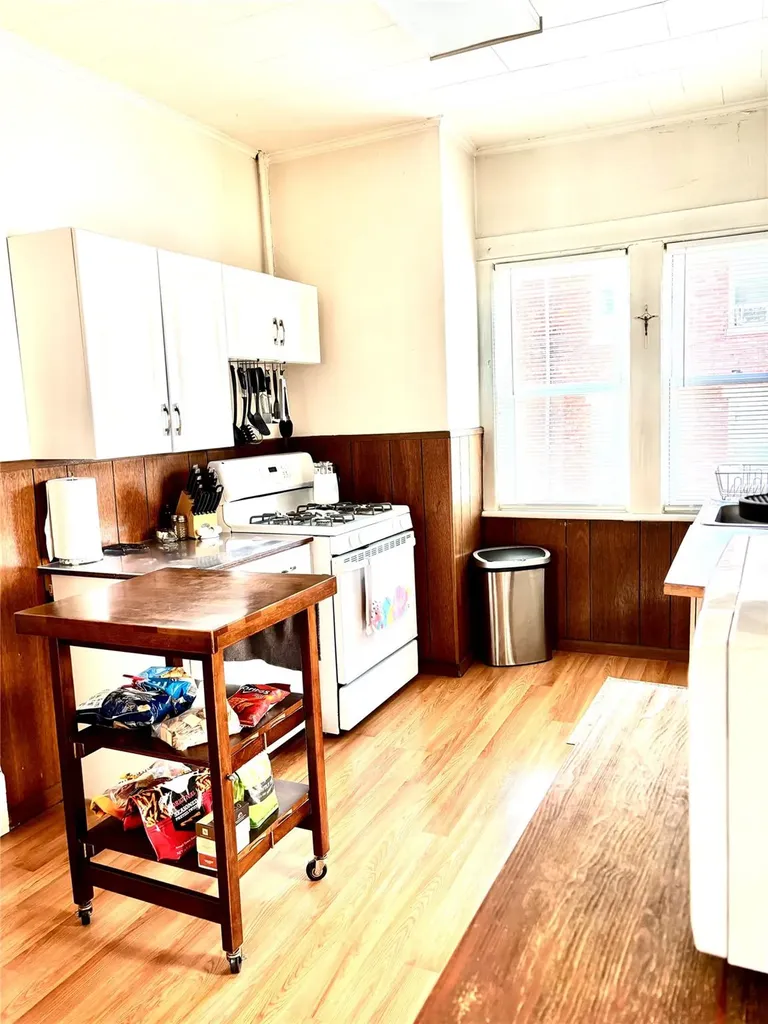 102 South Avenue Poughkeepsie NY 12601