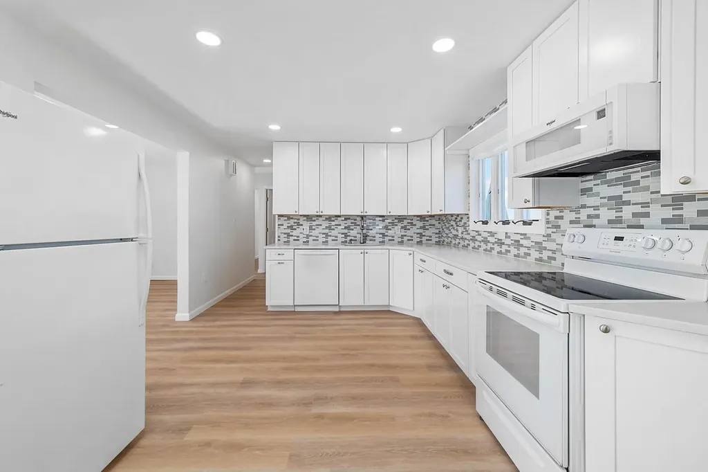 4203 Harriet Road Bethpage NY 11714