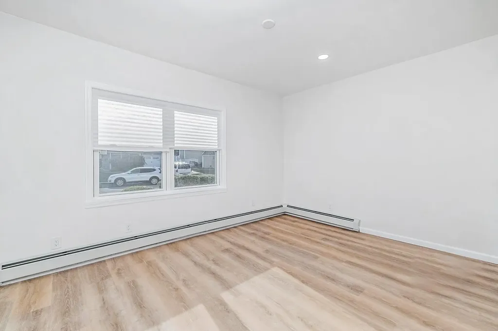 4203 Harriet Road Bethpage NY 11714