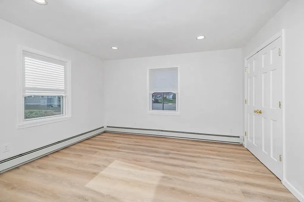 4203 Harriet Road Bethpage NY 11714