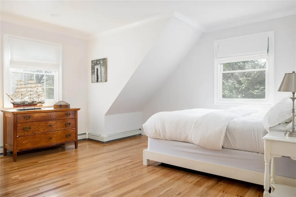 1065 W Mill Road Mattituck NY 11952