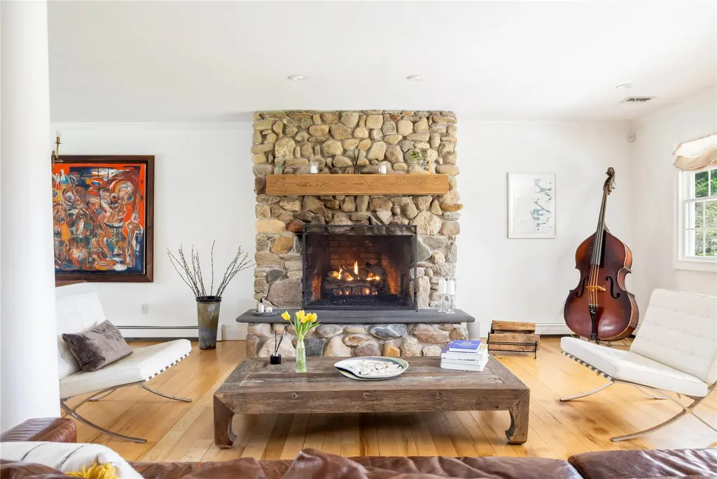 1065 W Mill Road Mattituck NY 11952