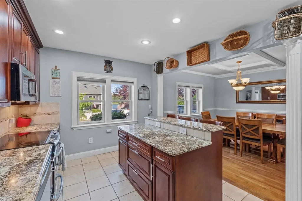 162 Lake Shore Drive Mahopac NY 10541