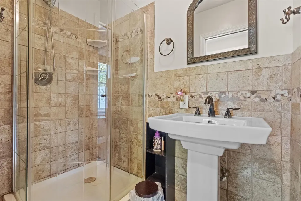 162 Lake Shore Drive Mahopac NY 10541