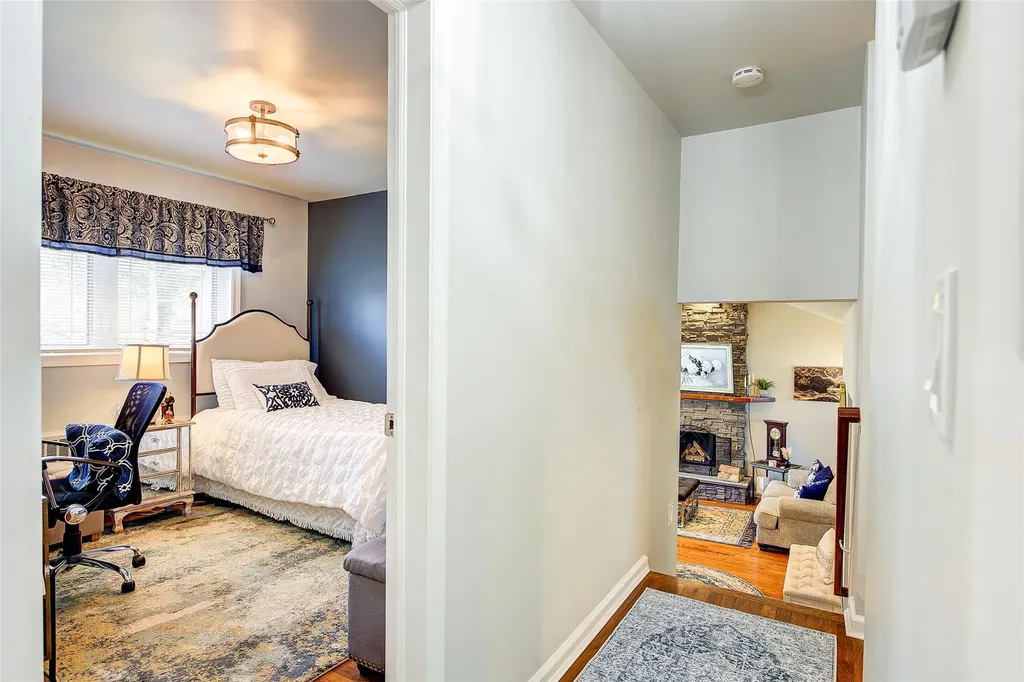 460 Wolf Hill Road Dix Hills NY 11746