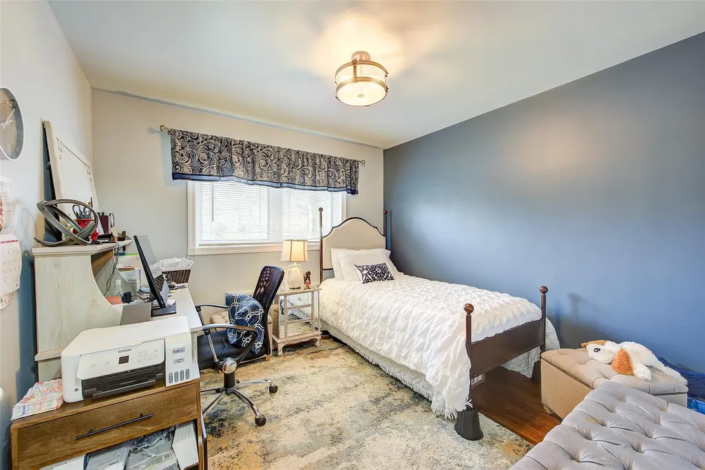 460 Wolf Hill Road Dix Hills NY 11746