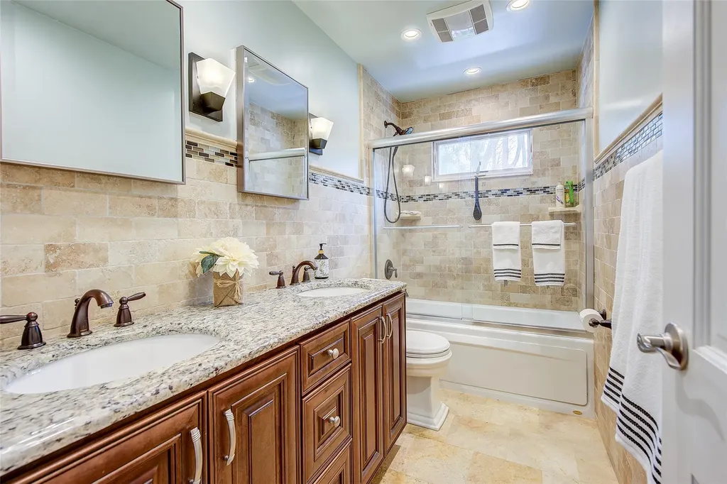 460 Wolf Hill Road Dix Hills NY 11746