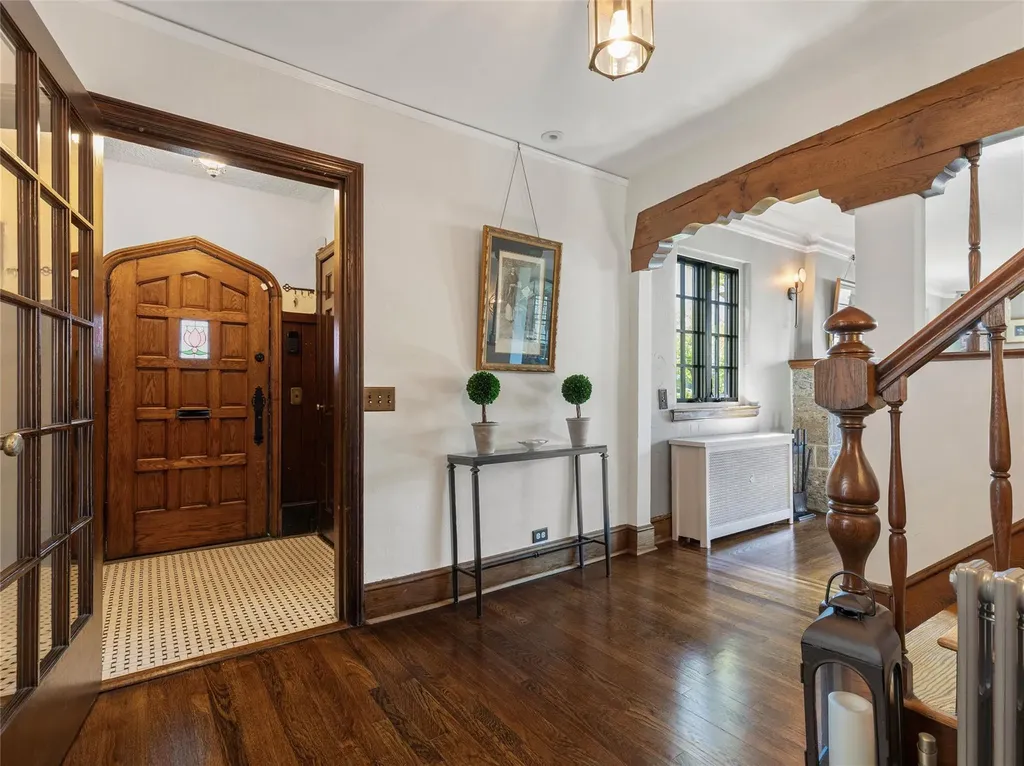 26 Parkway East Mount Vernon NY 10552