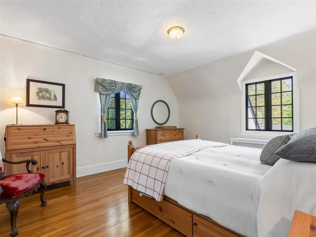 26 Parkway East Mount Vernon NY 10552