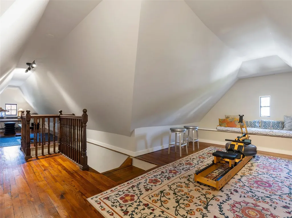 26 Parkway East Mount Vernon NY 10552