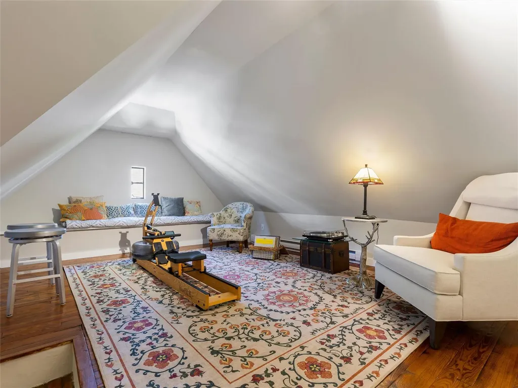 26 Parkway East Mount Vernon NY 10552