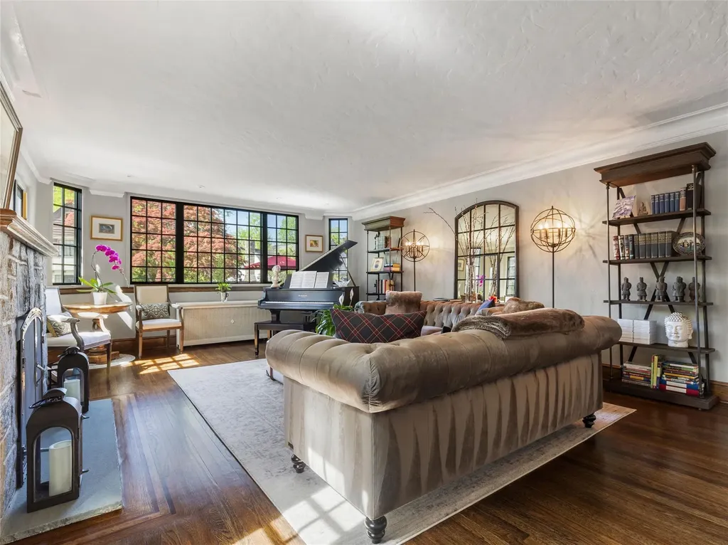 26 Parkway East Mount Vernon NY 10552