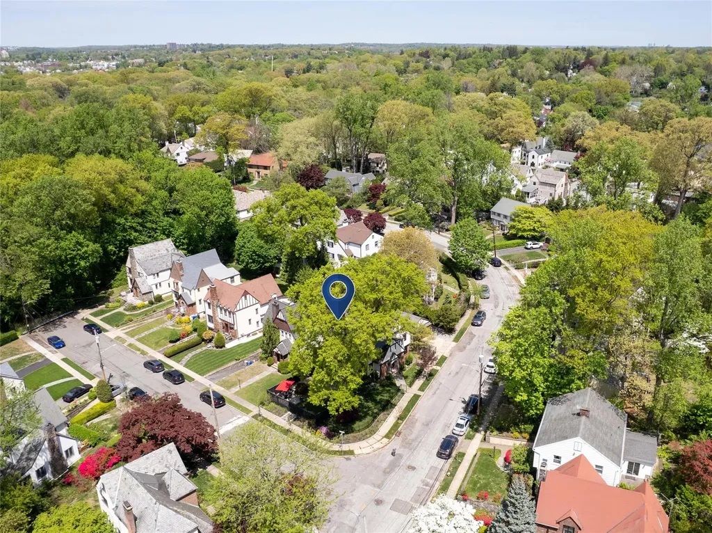 26 Parkway East Mount Vernon NY 10552