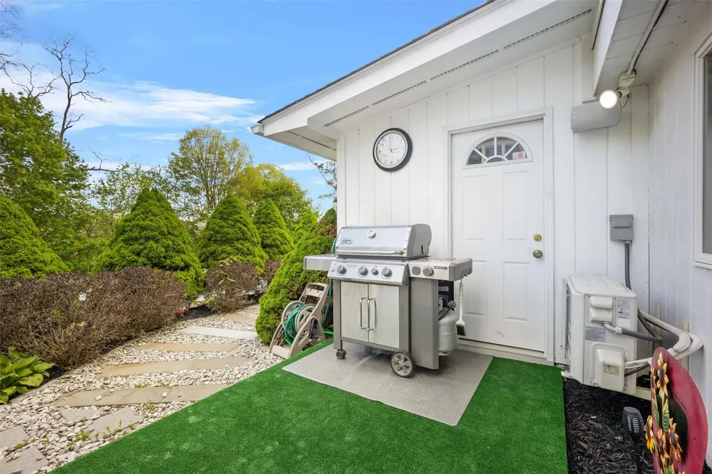 36 Hamlin Road Mahopac NY 10541