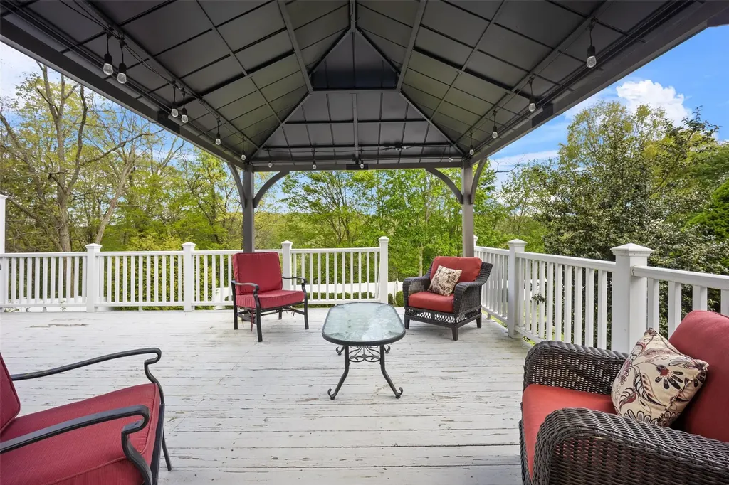 36 Hamlin Road Mahopac NY 10541