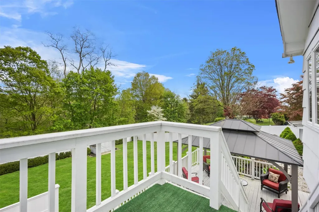 36 Hamlin Road Mahopac NY 10541